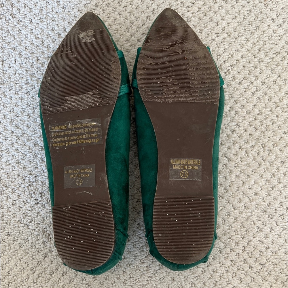 Elegant Green Embellished Flats - Picture 3 of 4